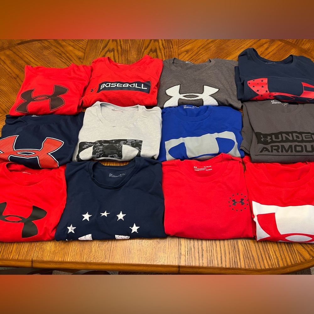 Lot of 13 Under Armor men’s loose fit X-Large shirts EUC